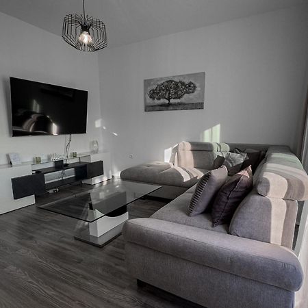 Apartman Dora Crikvenica Exteriör bild