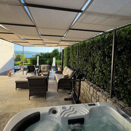 Apartman Dora Crikvenica Exteriör bild