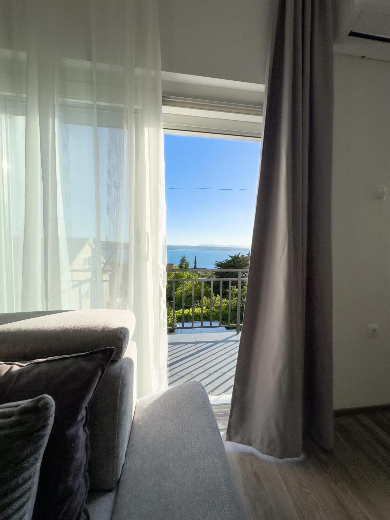 Apartman Dora Crikvenica Exteriör bild