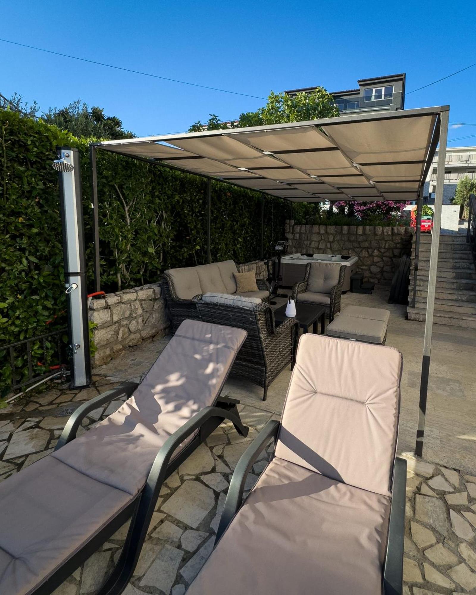 Apartman Dora Crikvenica Exteriör bild